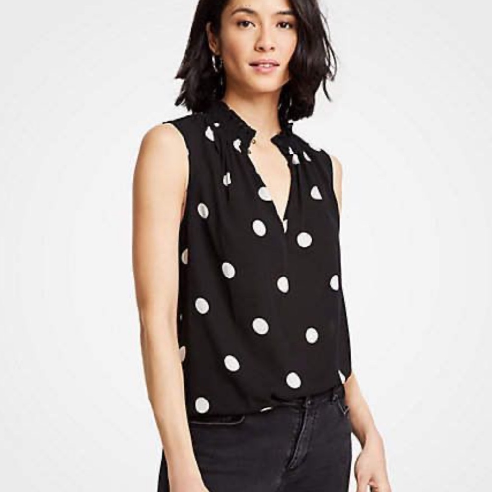 Ann Taylor Black Polka Dot Sleeveless Ruffle Button V-Neck Sheer Top Size XS